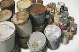 How to Dispose of Old Paint