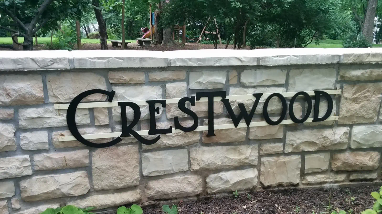 crestwood-neighborhood